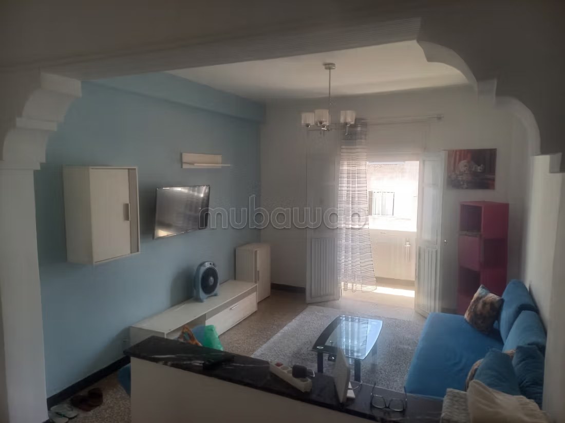 Location d'un appartement à Agdal. 
1 chambre. 
Porte blindée, salon marocain - Photo 8