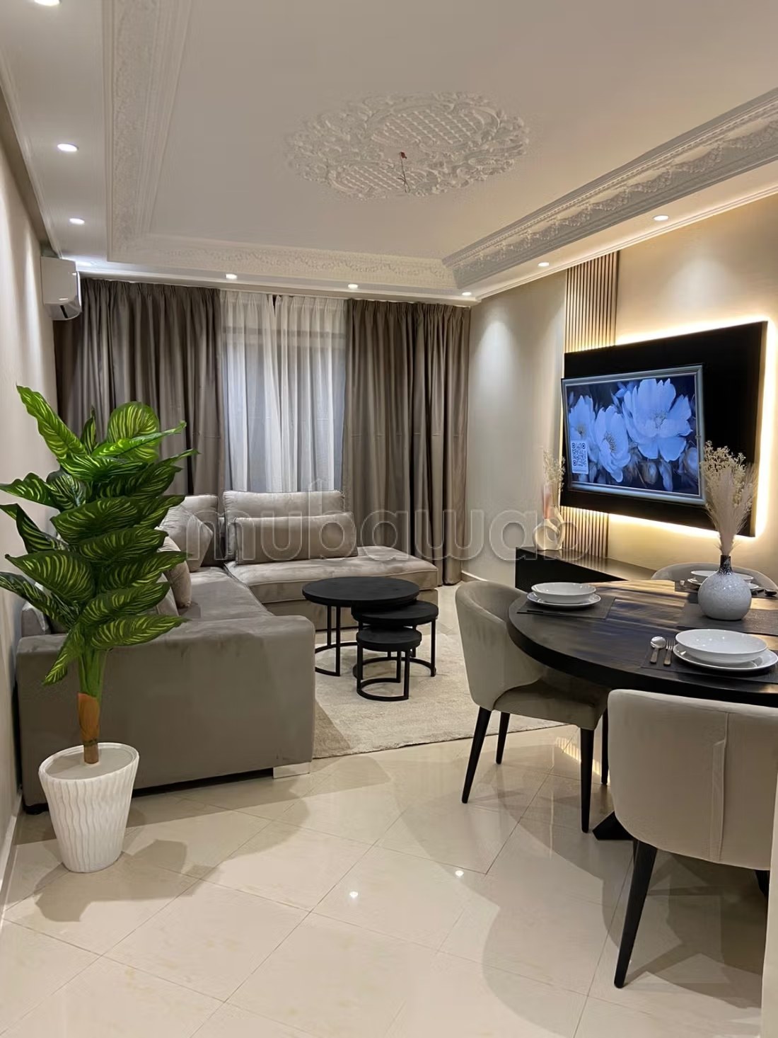 3 BR Apartment 2min from city center mall