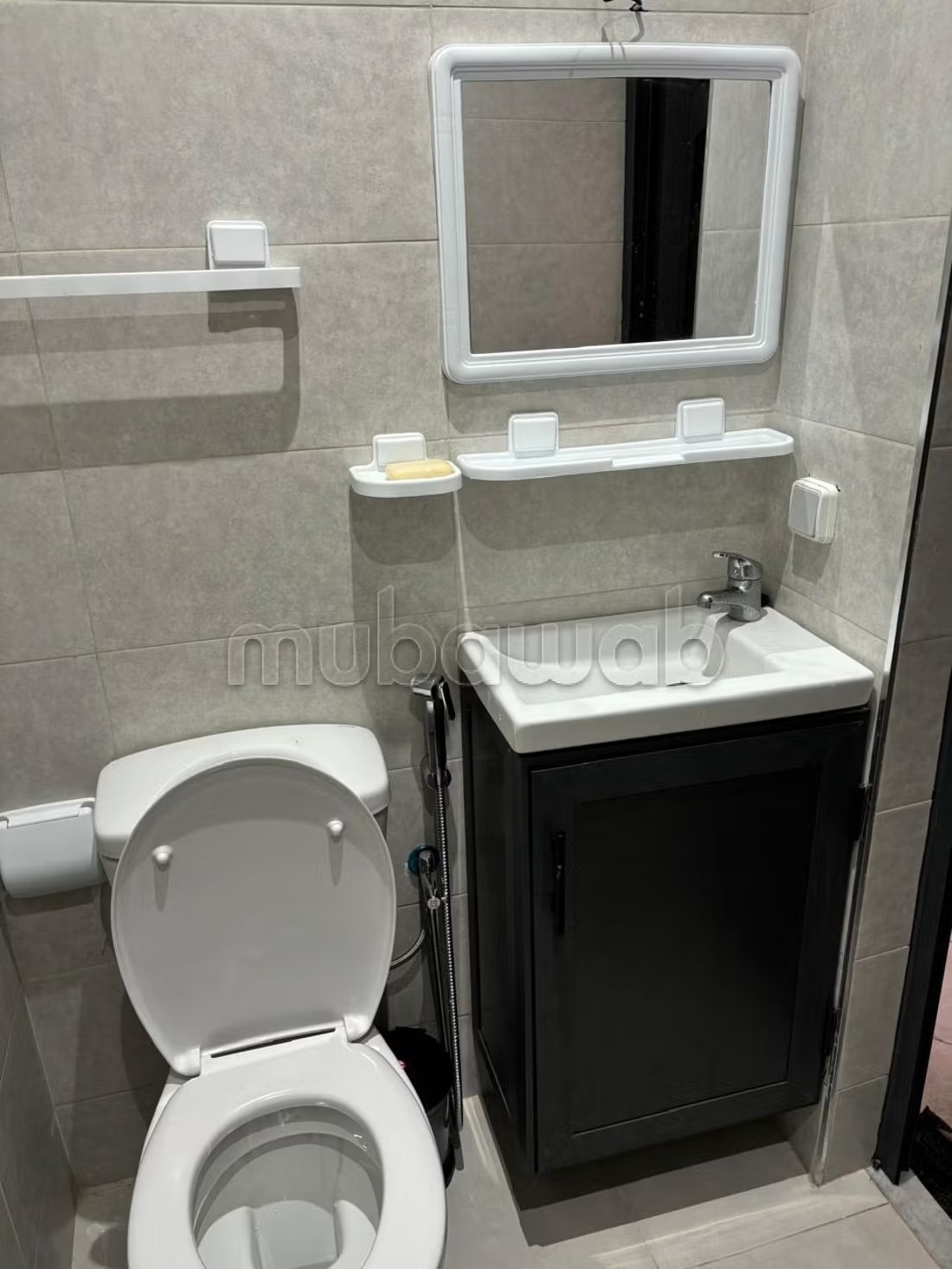 Location saisonnière à Bab Enzh. Surface de 56 m². Porte blindée et chauffage central - Photo 10