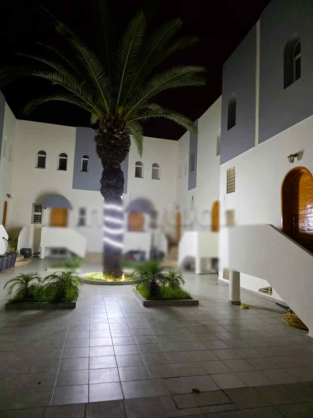 Villa de standing à louer pour vos vacances à Harhoura. 3 chambres. Belle terrasse et jardin - Photo 9