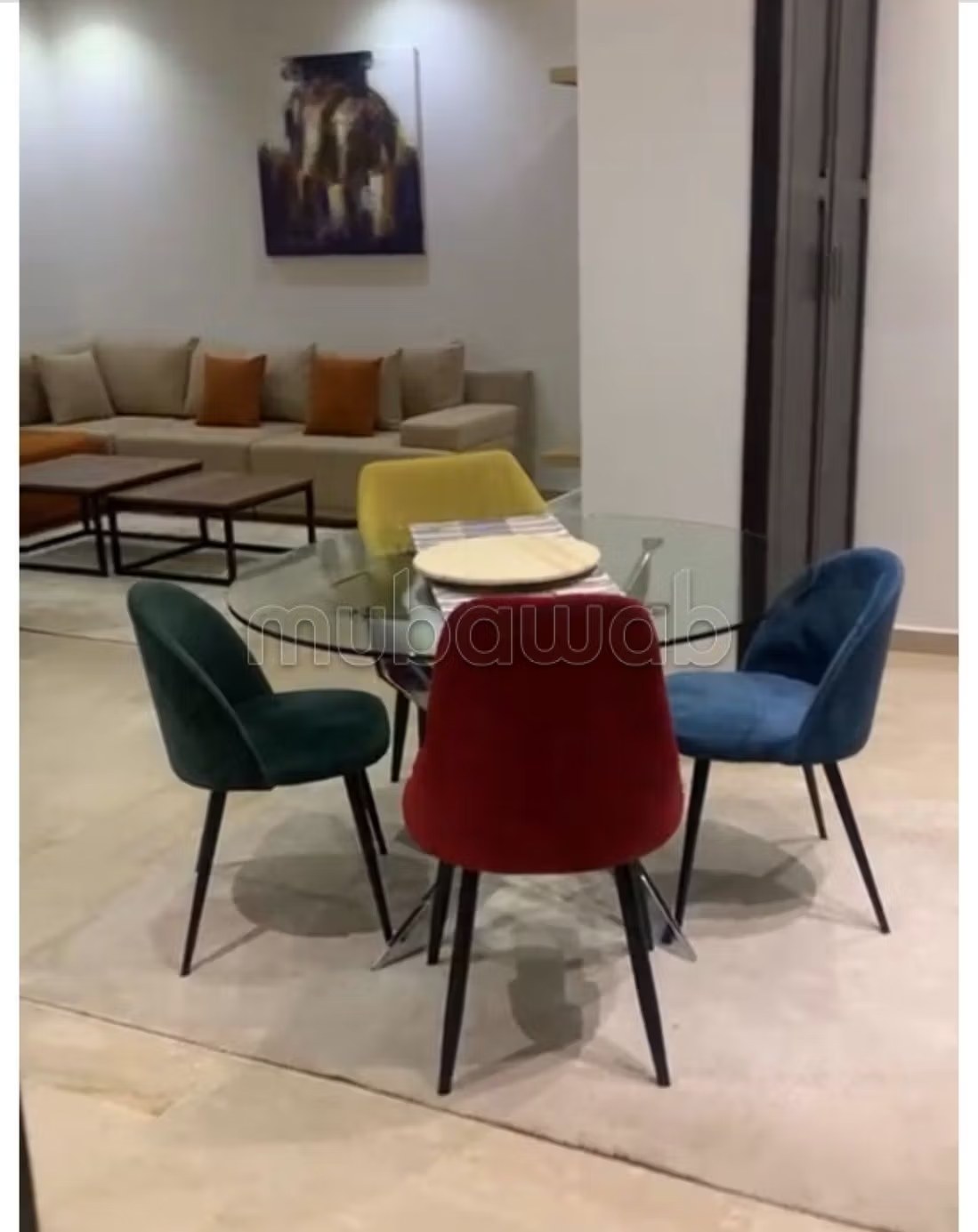 Appartements à louer à Ain Diab. 2 pièces confortables. Fenêtres en double vitrage et vue mer