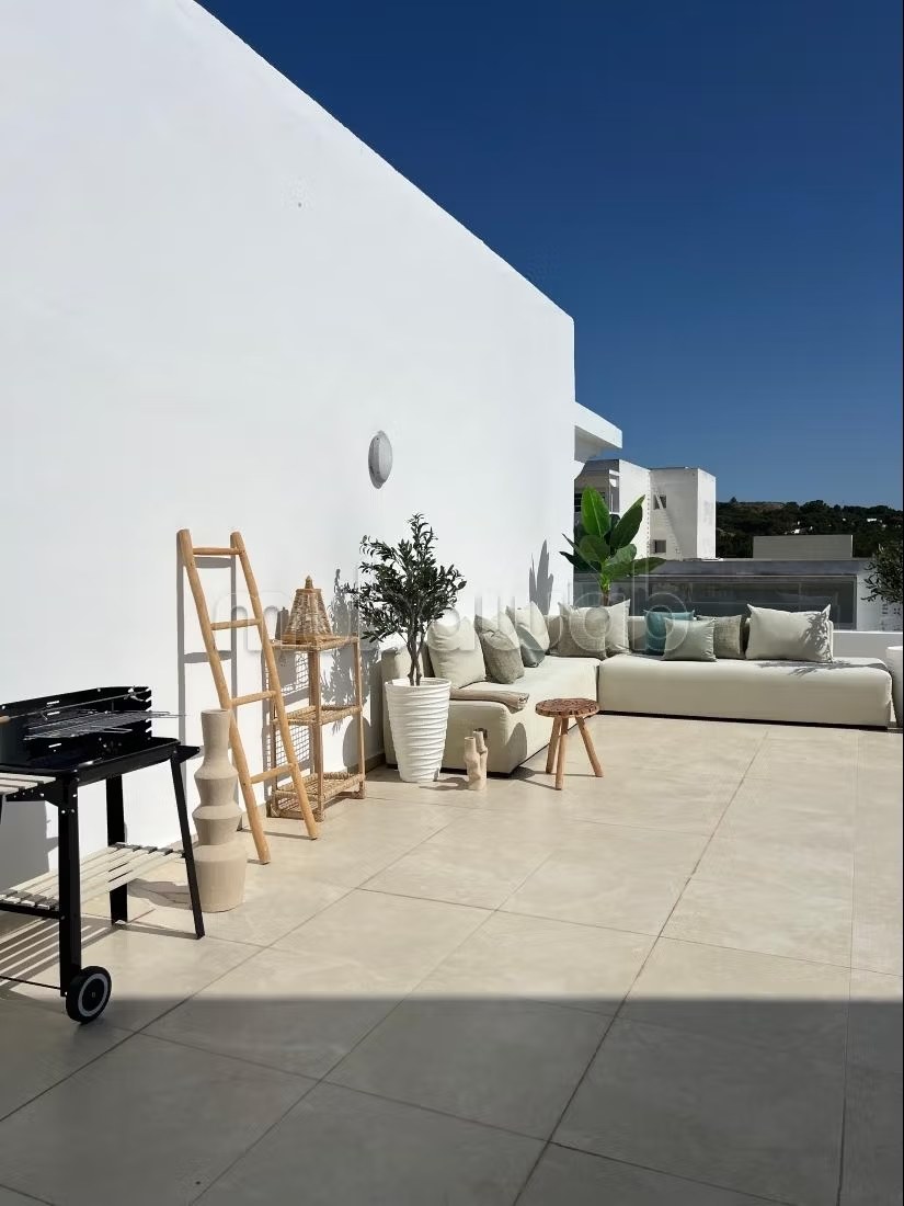 Location d'un appartement à Malabata. 3 belles chambres. Vue sur mer et porte blindée - Photo 16