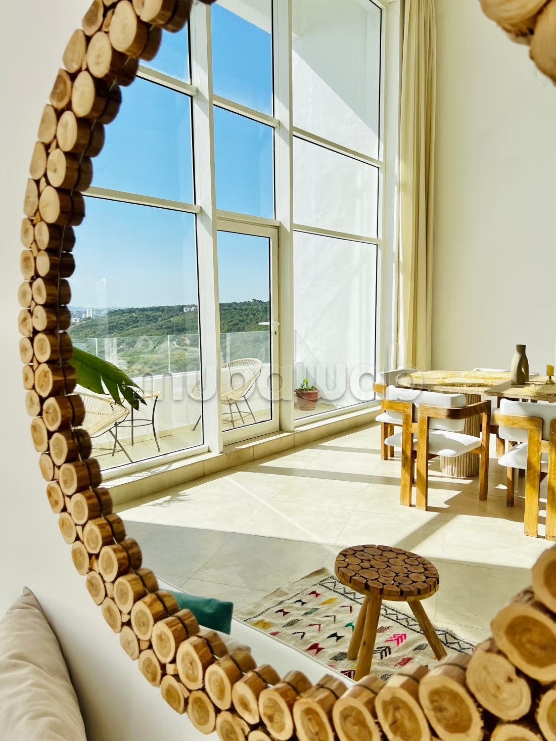 Location d'un appartement à Malabata. 3 belles chambres. Vue sur mer et porte blindée - Photo 2