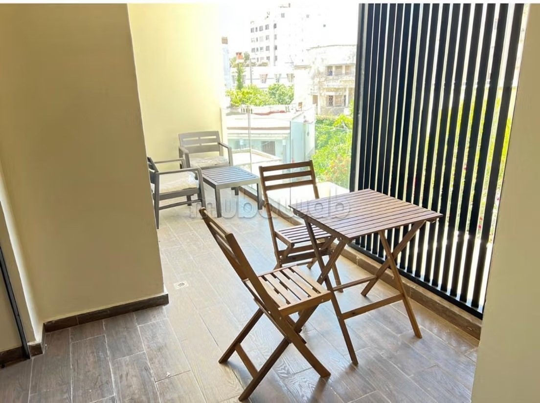 Location saisonnière à Maârif. 1 Pièce. Fenêtres double vitrage et chauffage central - Photo 4