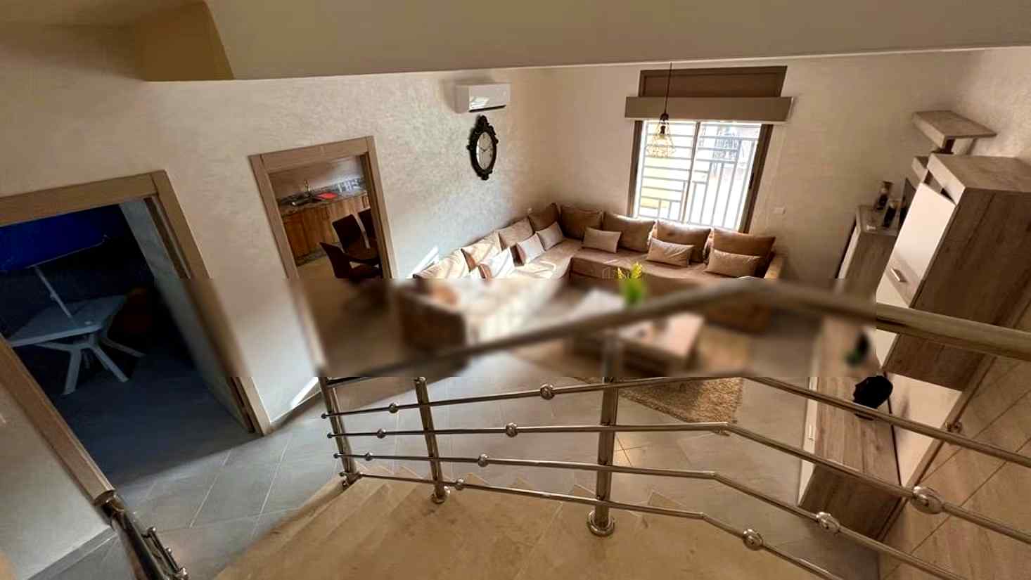 Appartements à louer à Saïdia. 
6 grandes pièces. 
Vue imprenable sur la mer, double vitrage