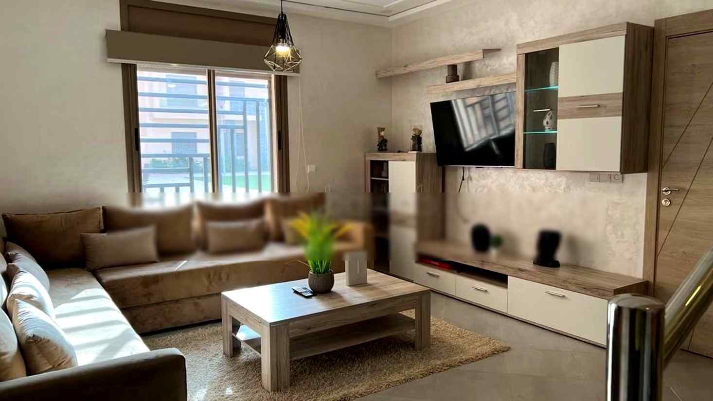 Appartements à louer à Saïdia. 
6 grandes pièces. 
Vue imprenable sur la mer, double vitrage