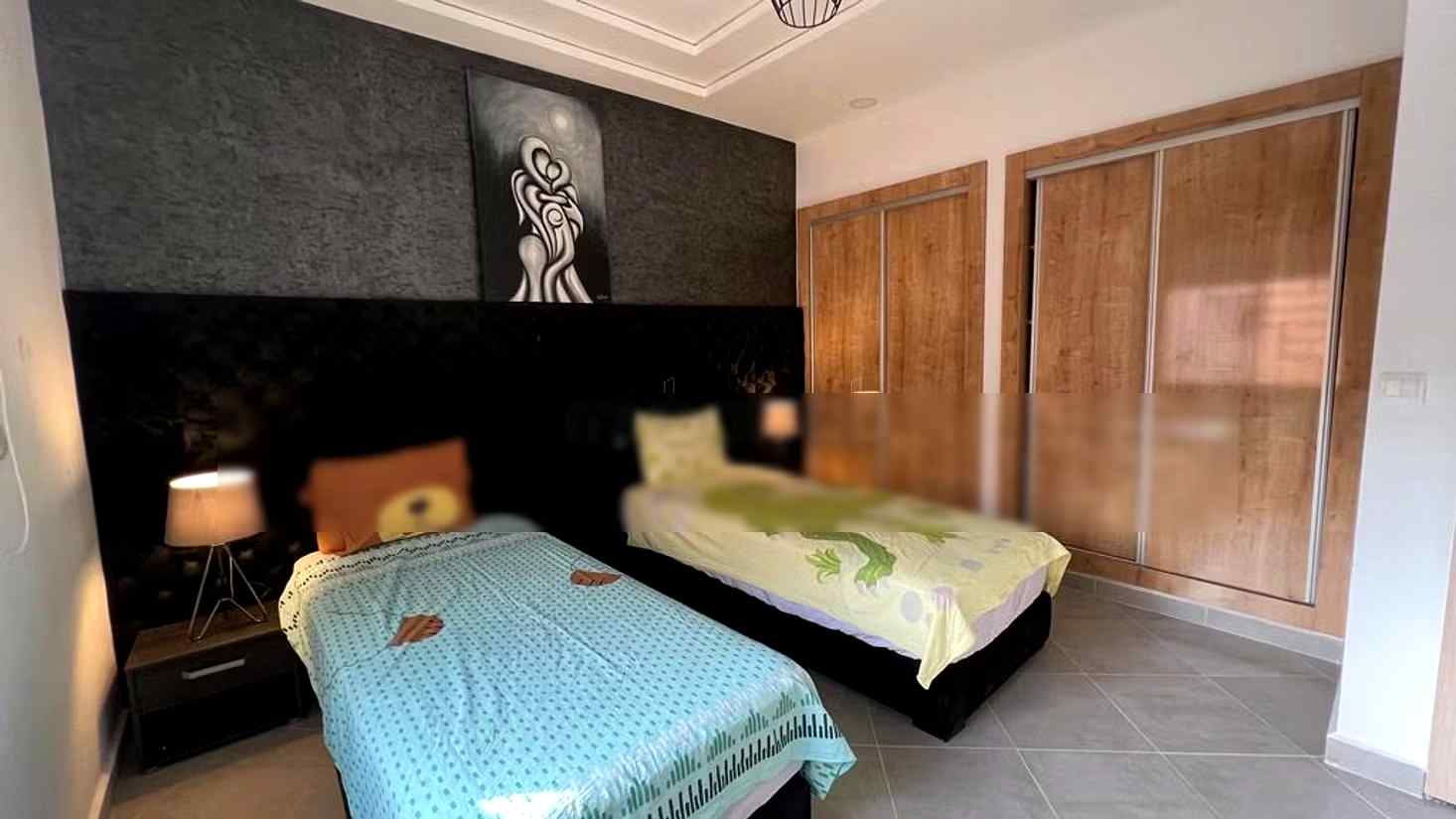 Appartements à louer à Saïdia. 
6 grandes pièces. 
Vue imprenable sur la mer, double vitrage
