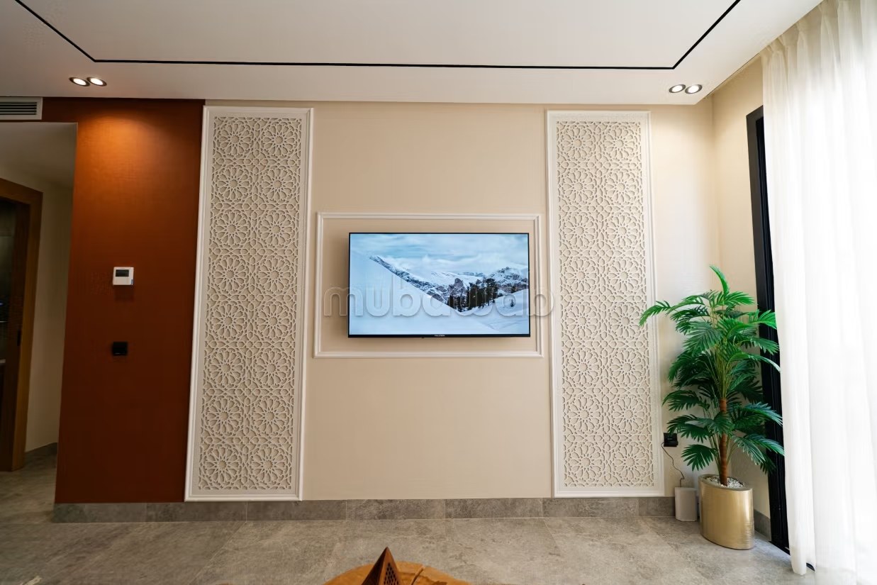 Parking, Gym • Rooftop • Coworking, Fibre