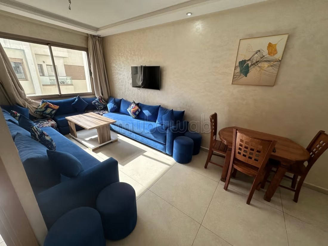 Location d'un appartement en Centre ville. 1 Pièce. Salon Marocain, sécurité