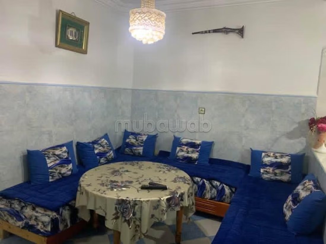 Appartements à louer à Saïdia. 1 Pièce. Salon Marocain et antenne parabolique