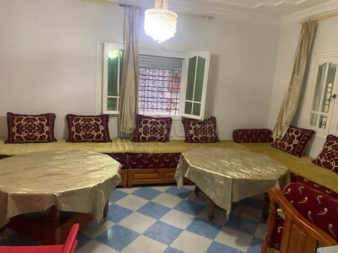 Appartements à louer à Saïdia. 1 Pièce. Salon Marocain et antenne parabolique - Photo 4