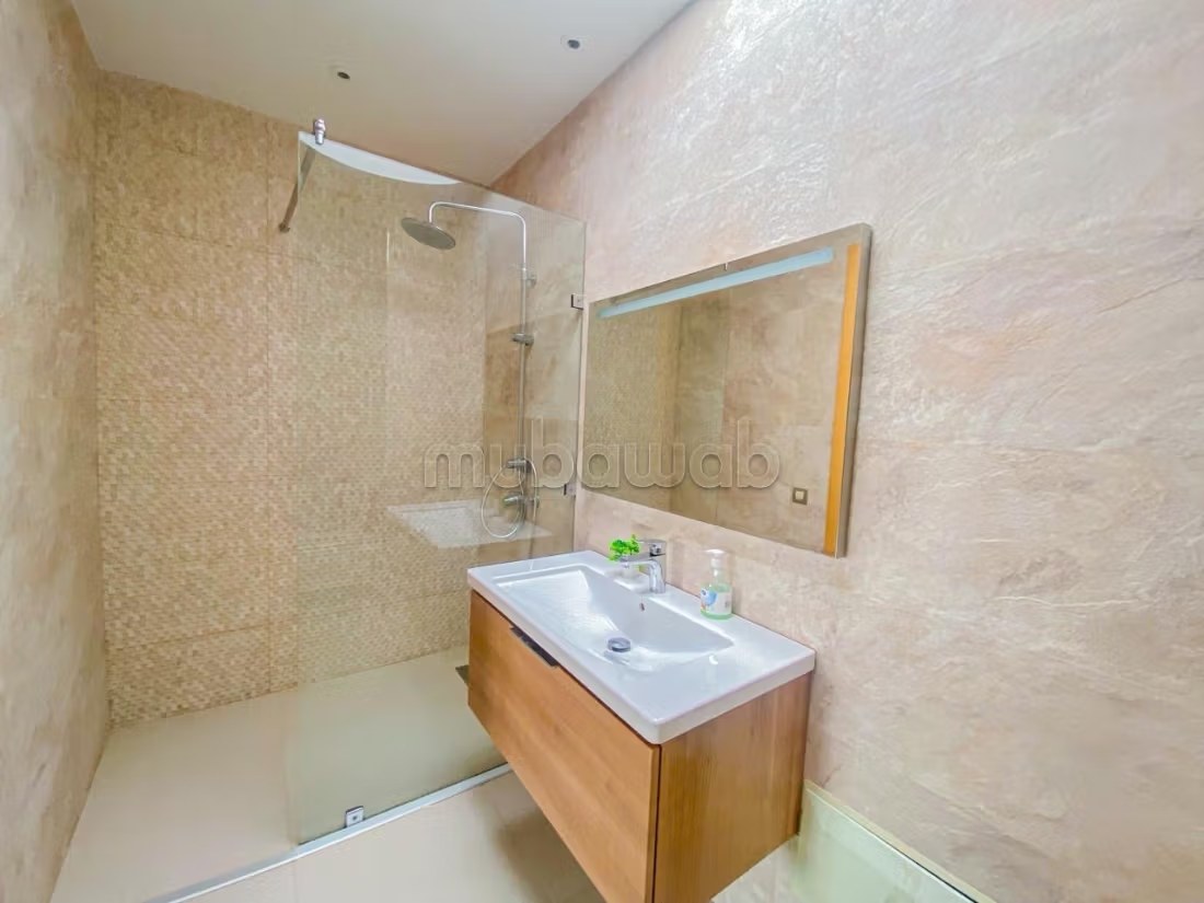 Très bel appartement en location à Agdal. Surface de 100 m². Meublé - Photo 10