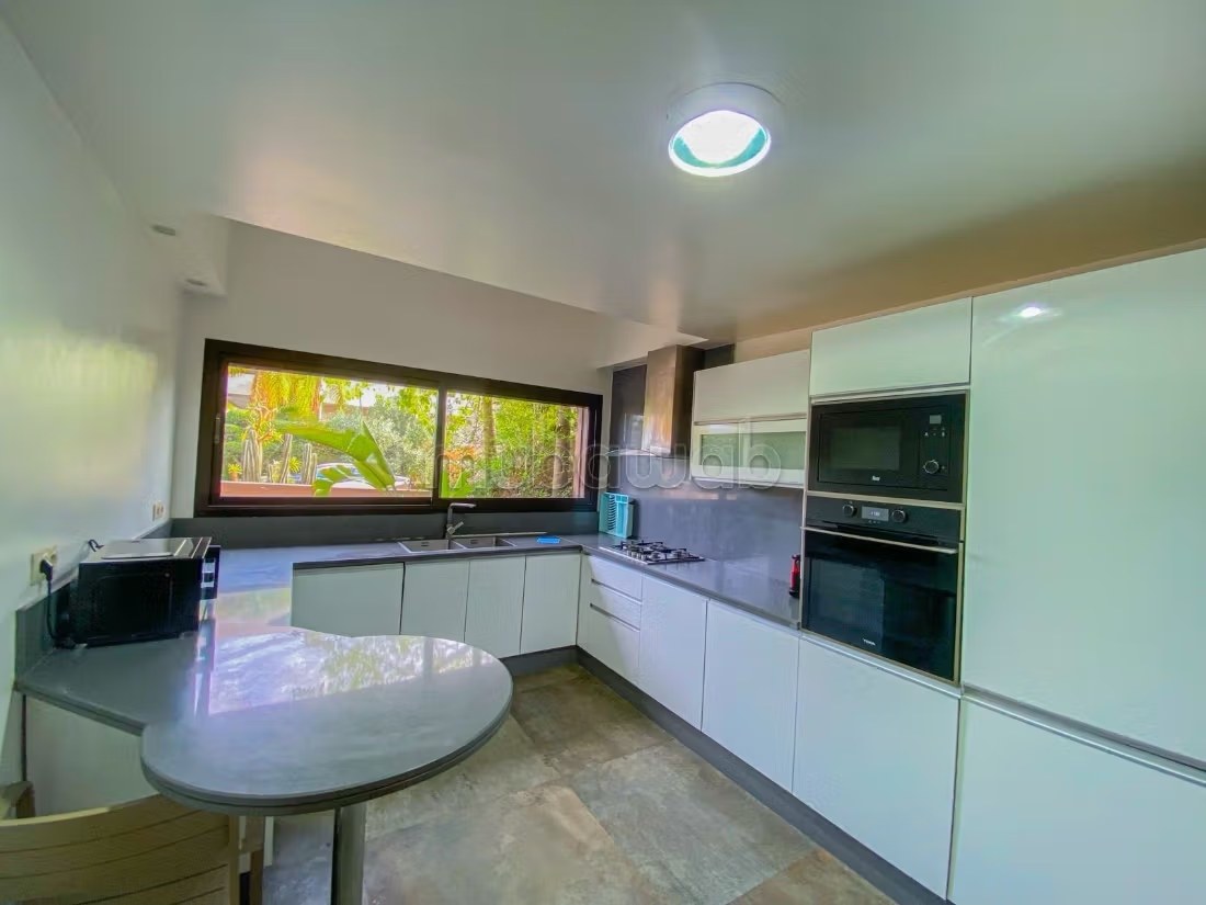 Très bel appartement en location à Agdal. Surface de 100 m². Meublé - Photo 9