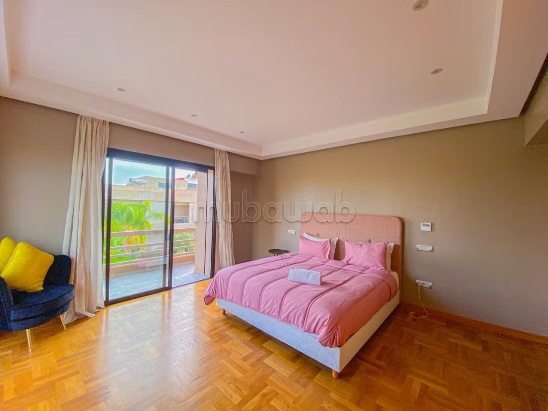 Très bel appartement en location à Agdal. Surface de 100 m². Meublé - Photo 2