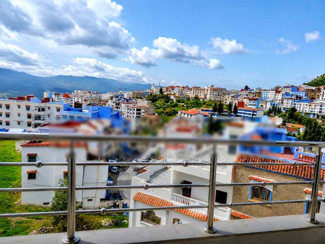 Location saisonnière à Chefchaouen. Surface totale 85 m². Parking et terrasse - Photo 3
