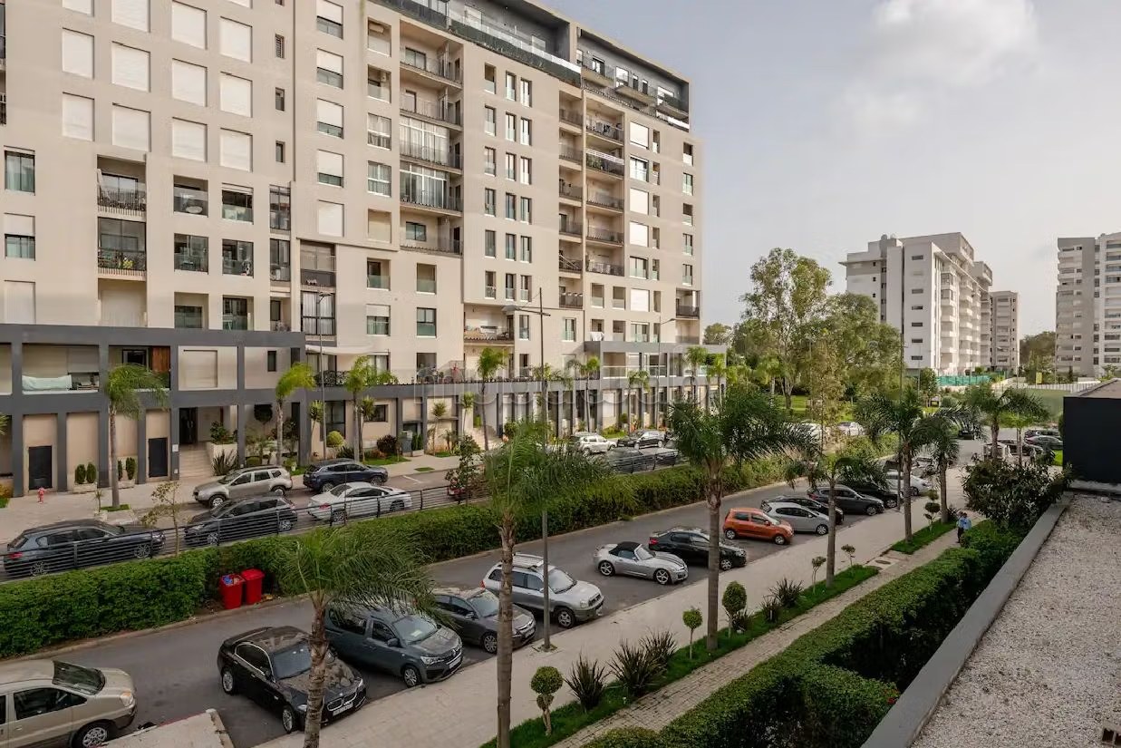 Charmant et spacieux 3BR /Prestigia Rabat/À pied du stade