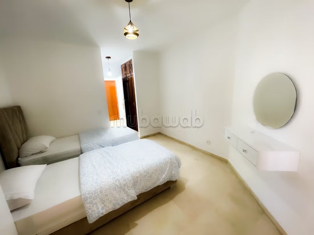 Charment appartement de 3 chambre city centre - Photo 10
