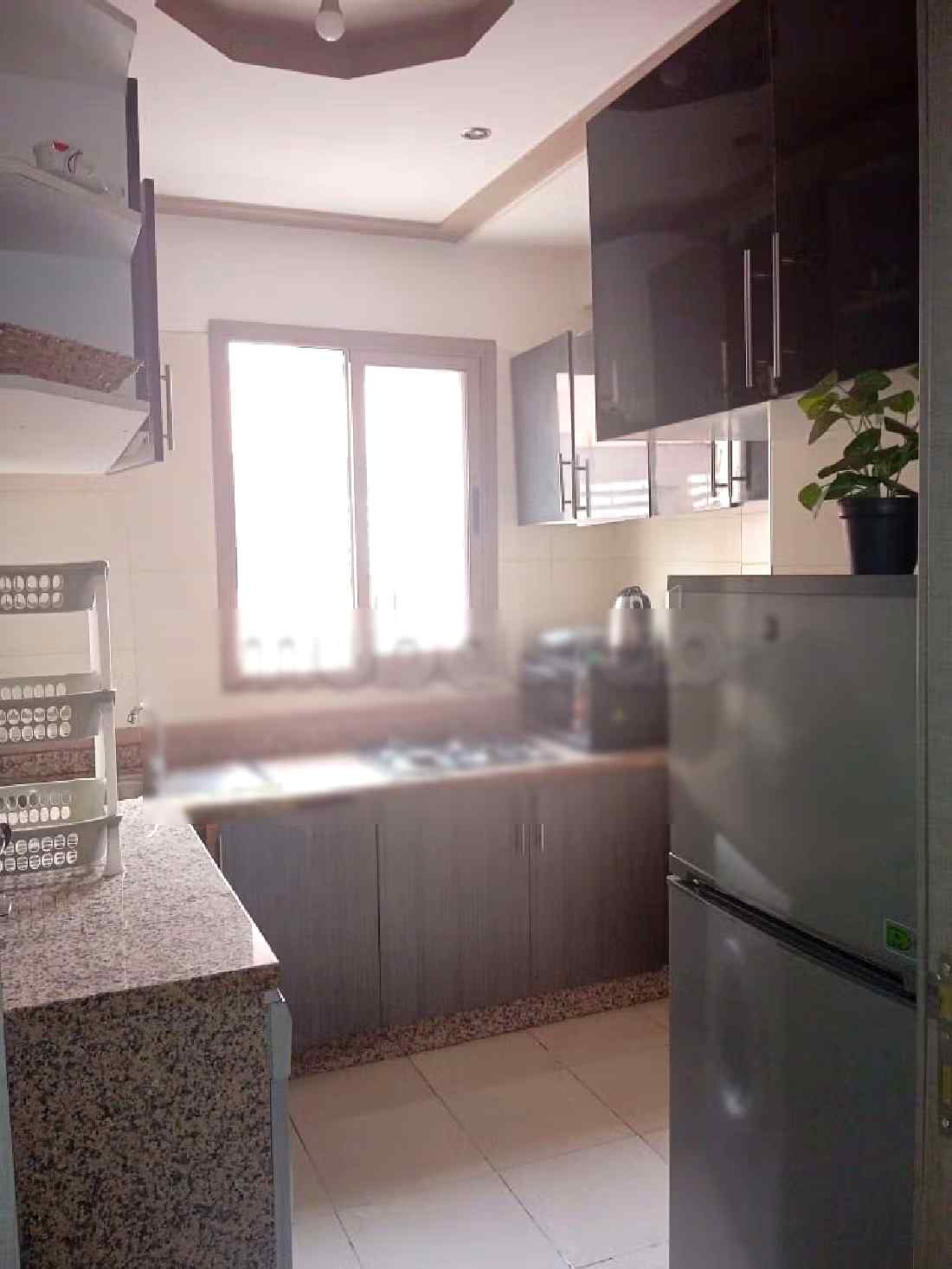 Appartement de vacances à louer à Hay Mabrouka. 3 pièces confortables. Cheminée et concierge - Photo 8