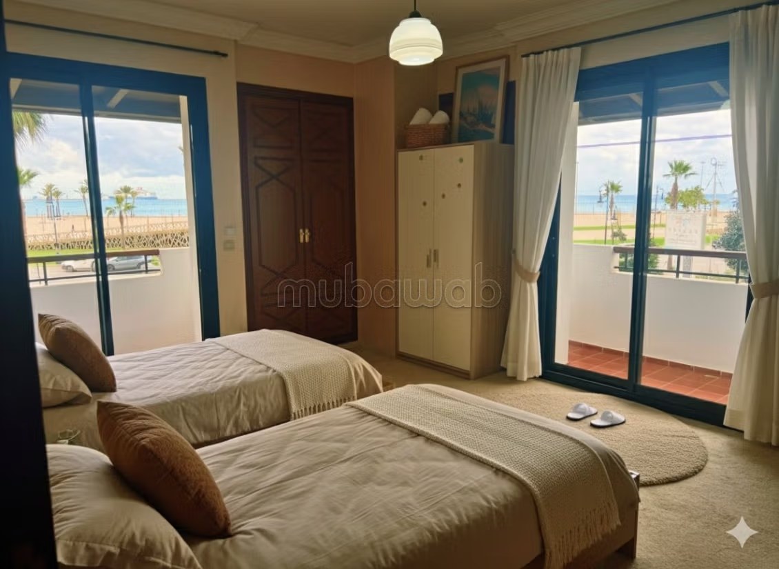 2 BR Apartment with sea view - Photo 9