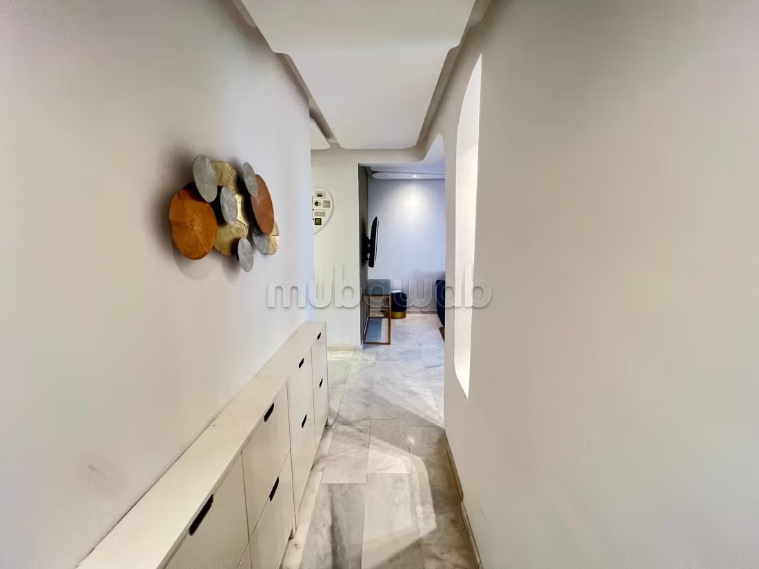 Location saisonnière à Agdal. 2 chambres confortables. Terrasse et ascenseur