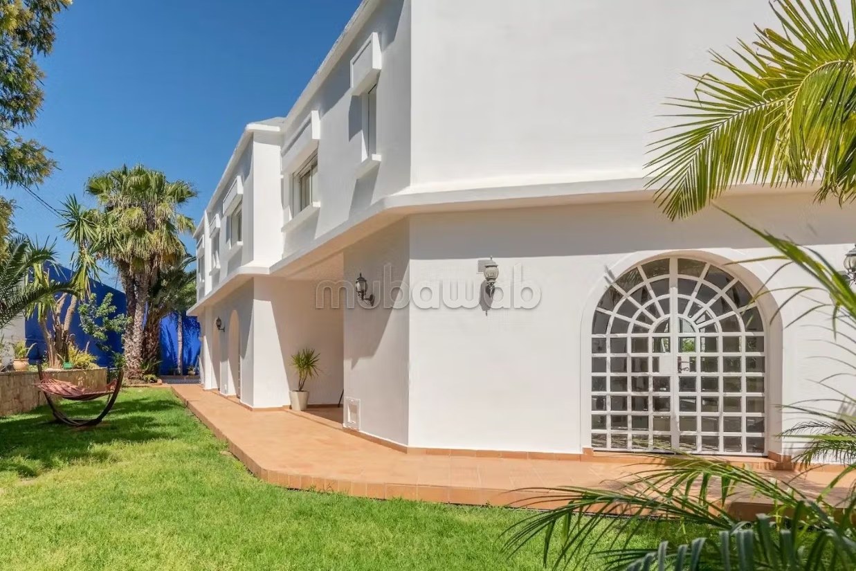 Villa de standing à louer pour vos vacances à Jbel Kbir. Superficie 1000 m². Jardin et terrasse - Photo 40