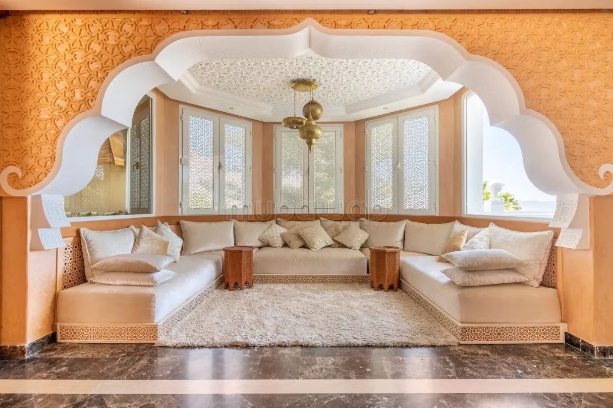 Villa de standing à louer pour vos vacances à Jbel Kbir. Superficie 1000 m². Jardin et terrasse - Photo 31
