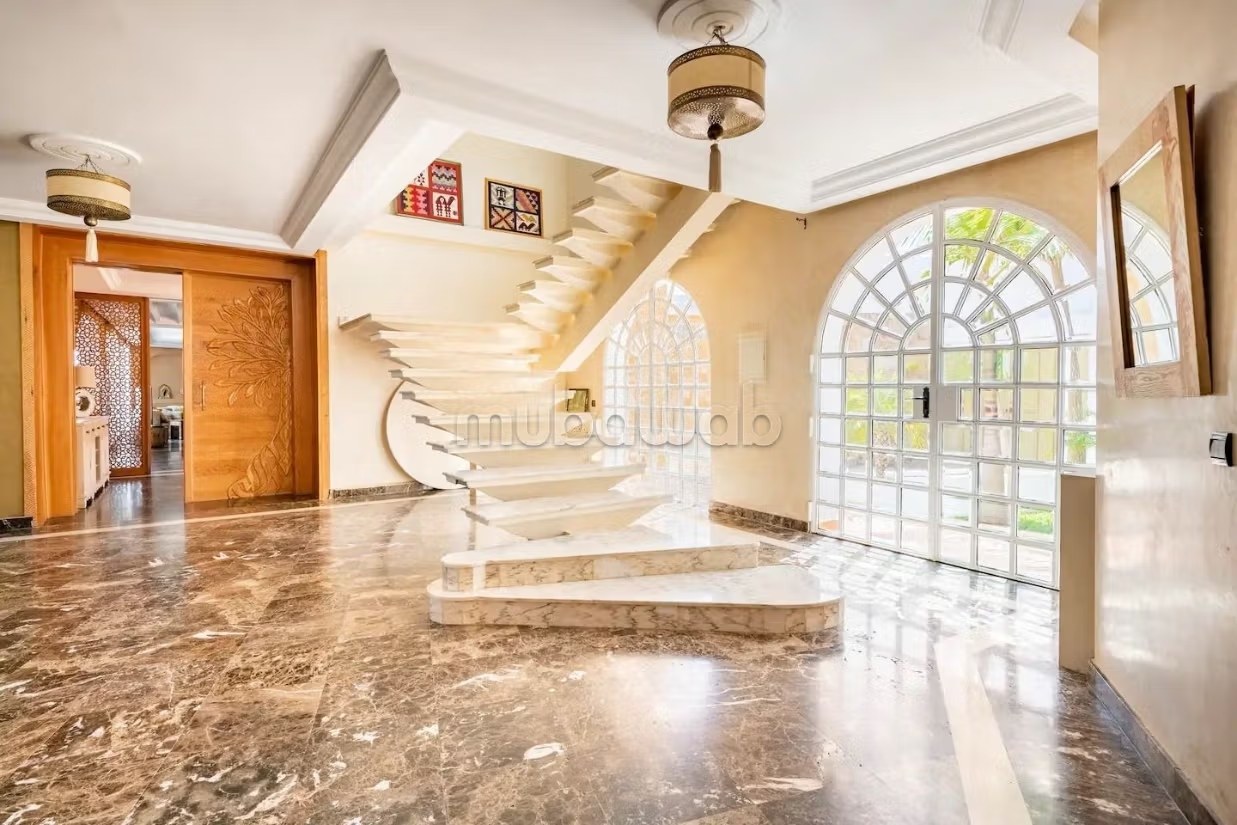 Villa de standing à louer pour vos vacances à Jbel Kbir. Superficie 1000 m². Jardin et terrasse - Photo 35