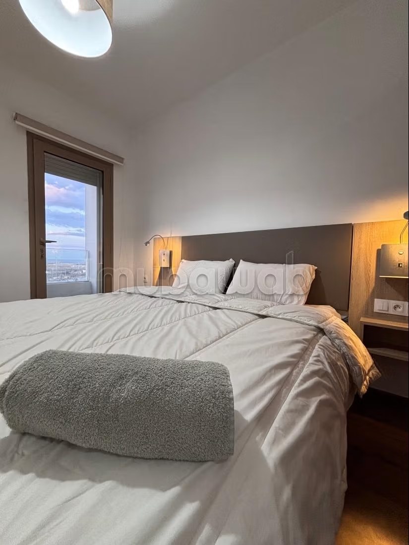 Location saisonnière à Roches Noires. Surface totale 84 m². Service de concierge et climatisation - Photo 13