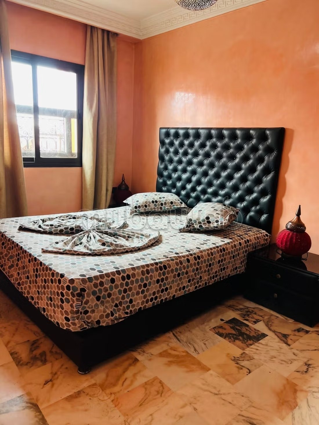 Appartement de vacances à louer à Guéliz. 2 pièces. Salon Marocain et antenne parabolique - Photo 4