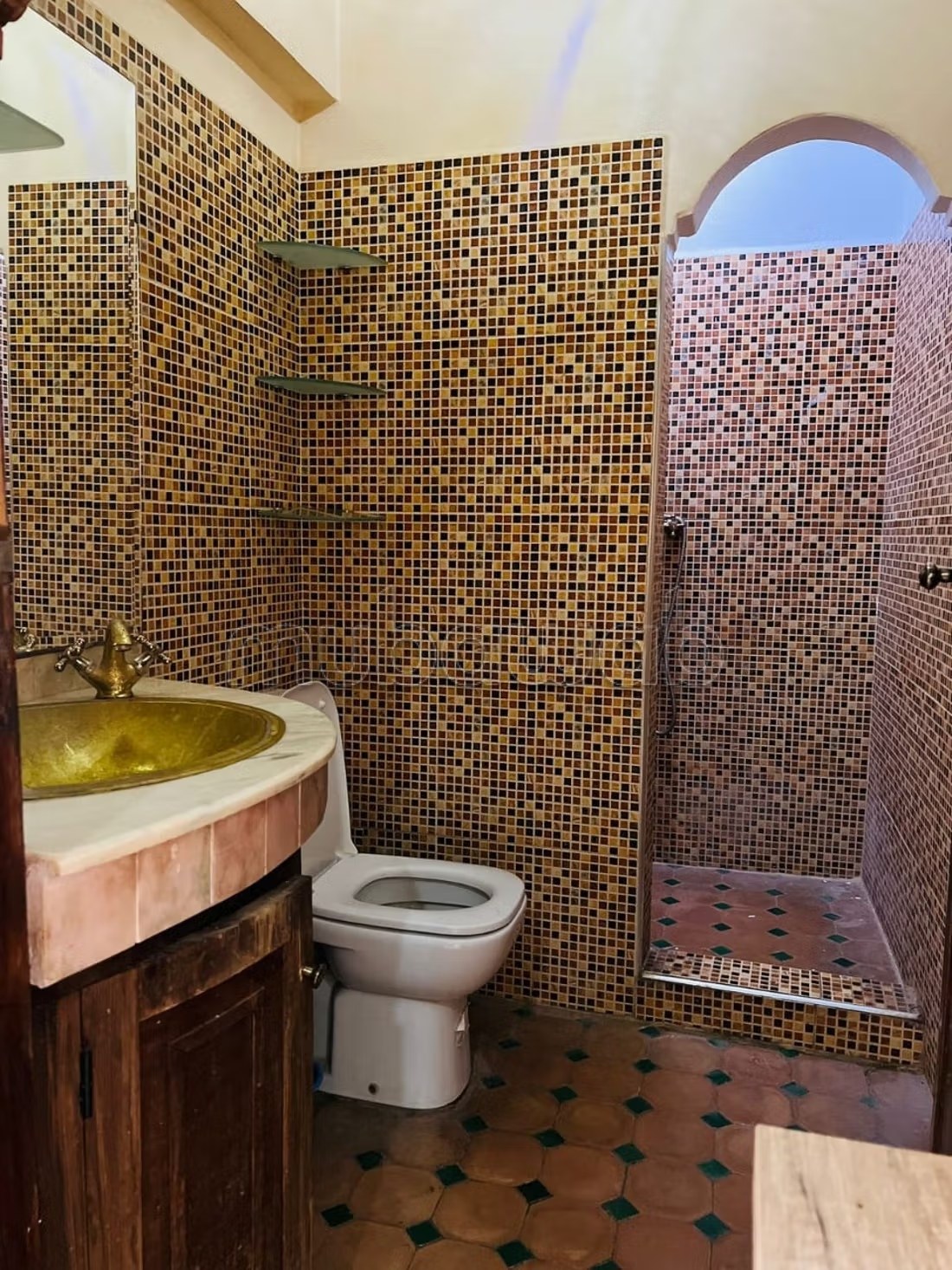 Appartement de vacances à louer à Guéliz. 2 pièces. Salon Marocain et antenne parabolique - Photo 8