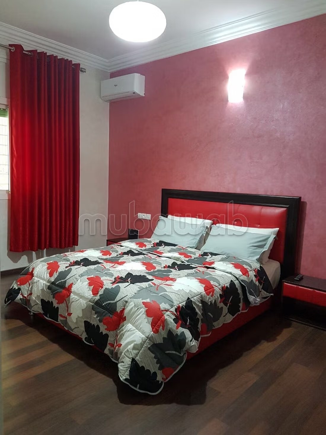 Location saisonnière en Centre. Superficie 135 m². Antenne parabolique, résidence sécurisée