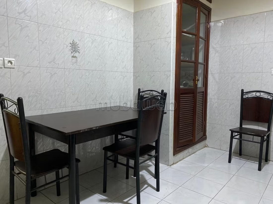 Location saisonnière en Centre. Superficie 135 m². Antenne parabolique, résidence sécurisée