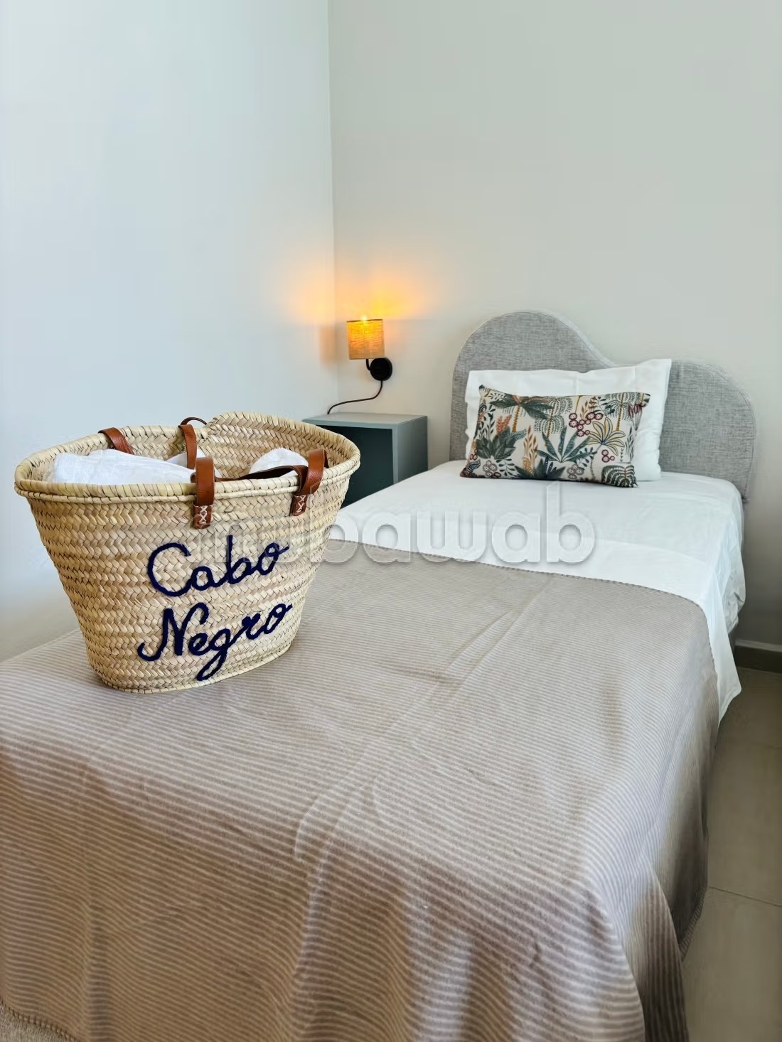 Location d'un appartement à Cabo Negro. 2 belles chambres. Piscine, climatisation - Photo 13