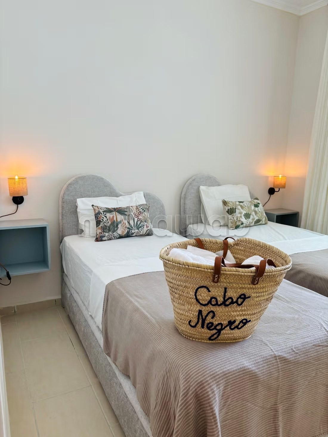 Location d'un appartement à Cabo Negro. 2 belles chambres. Piscine, climatisation - Photo 14