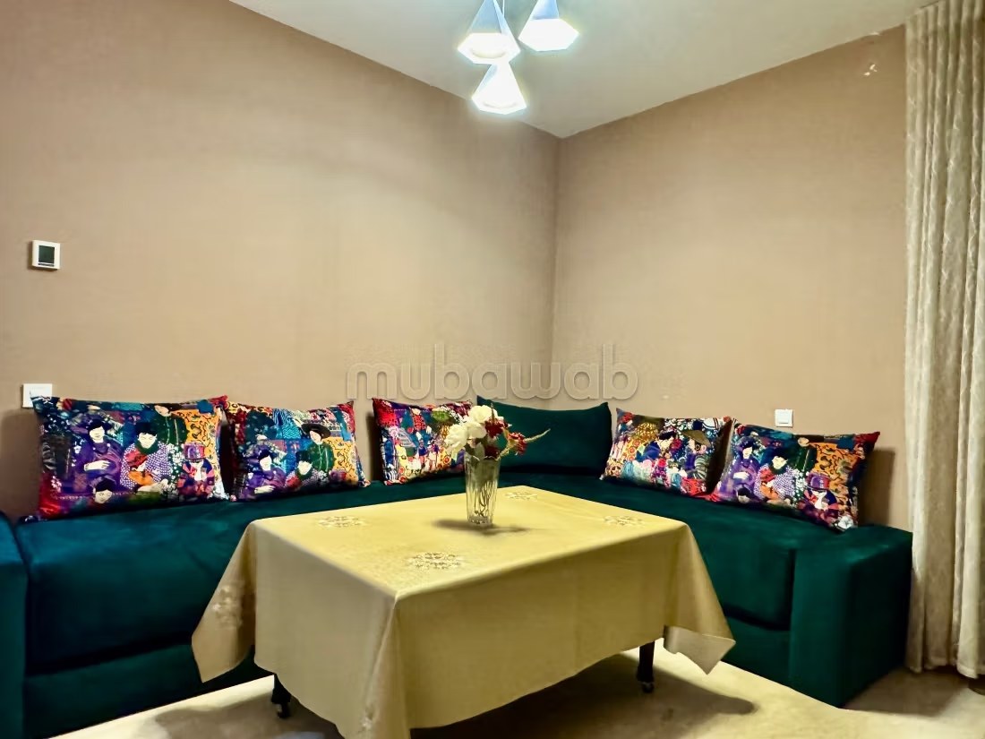 Appartements à louer location saisonnière à Founti.
Superficie 85 m².
Ascenseur et garage
