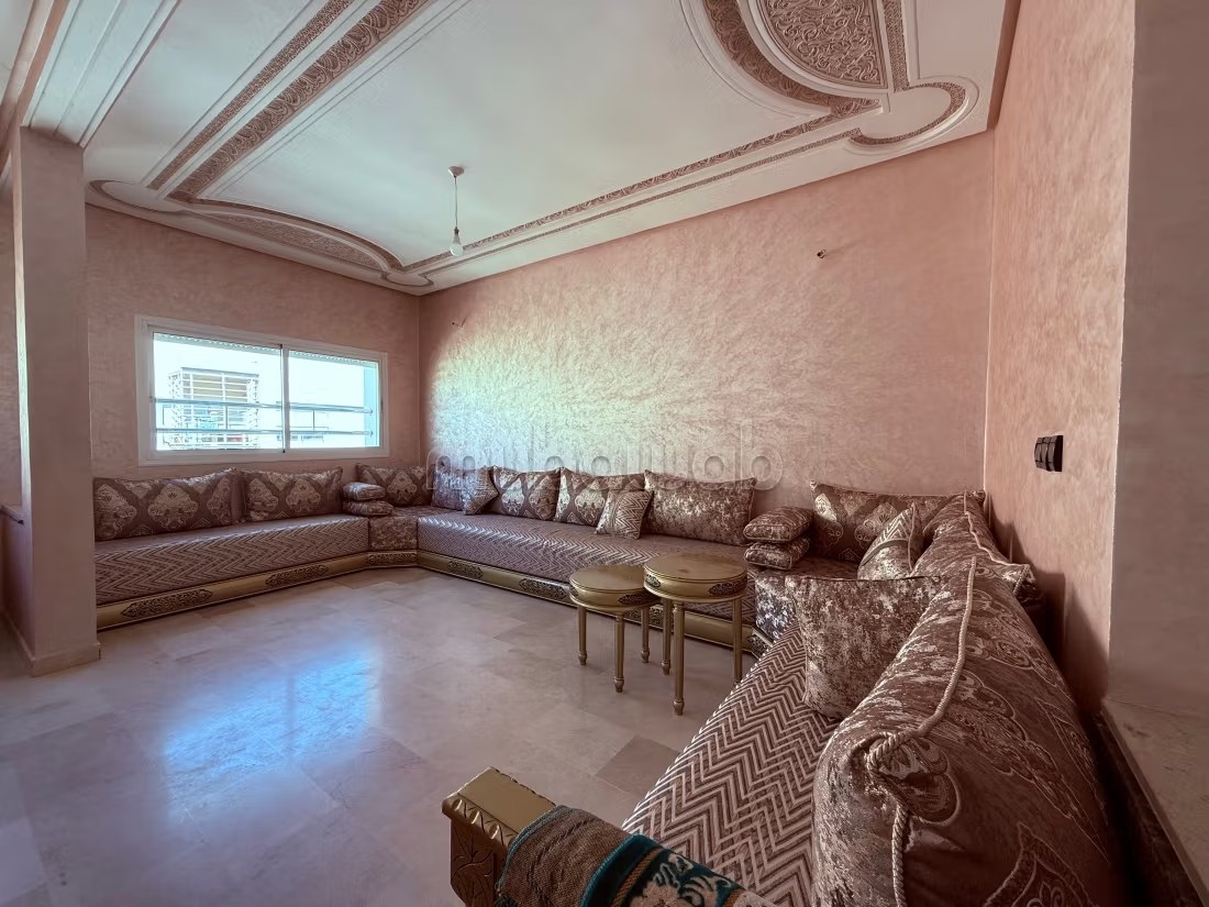 Appartement de vacances à louer en Centre. 
Surface de 100 m². 
Système de parabole et résidence sécurisée - Photo 3