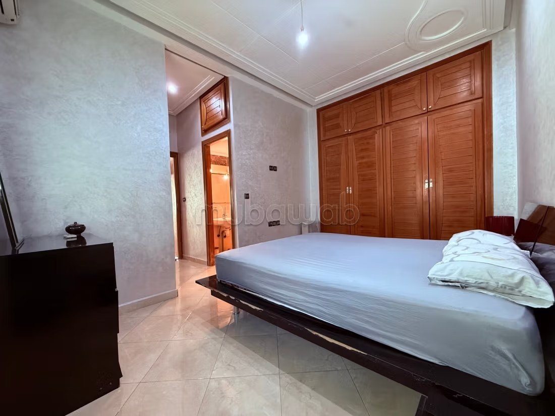 Appartement de vacances à louer en Centre. 
Surface de 100 m². 
Système de parabole et résidence sécurisée - Photo 8