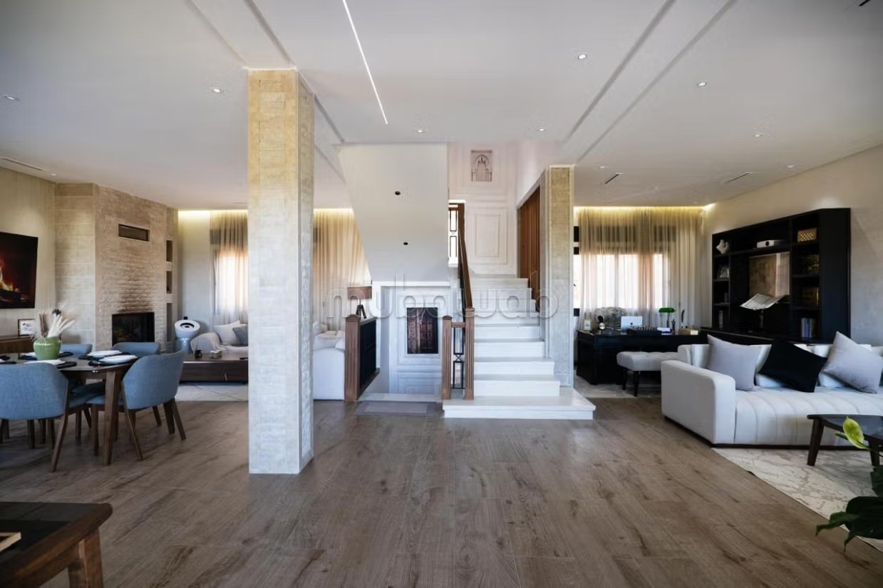 Maison de luxe à louer à Manar. Surface totale 400 m². Vue sur les montagnes, chauffage central - Photo 11