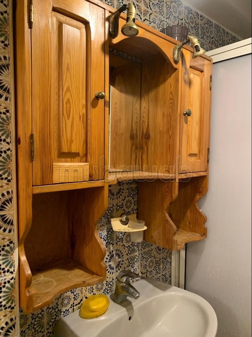 Location saisonnière à Diour Jamaa. Superficie 60 m². Antenne parabolique et Porte blindée