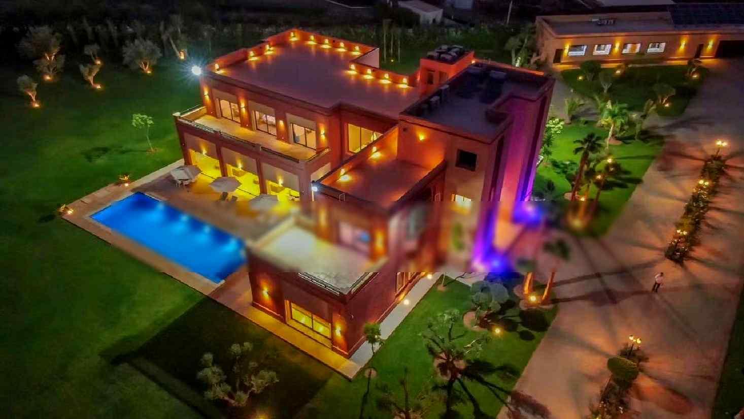 Prestigieuse villa équipée par jour 10 chs - Photo 19