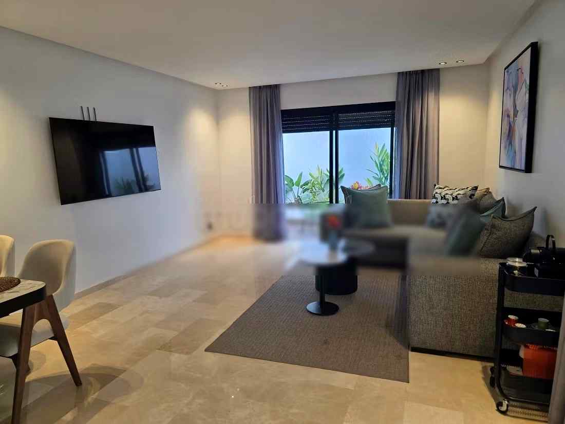 Spacious Apartment 05 - Photo 20