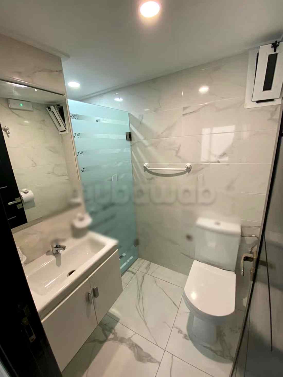 Appartements à louer à Al Hoceima. 2 grandes chambres. Avec ascenseur et balcon