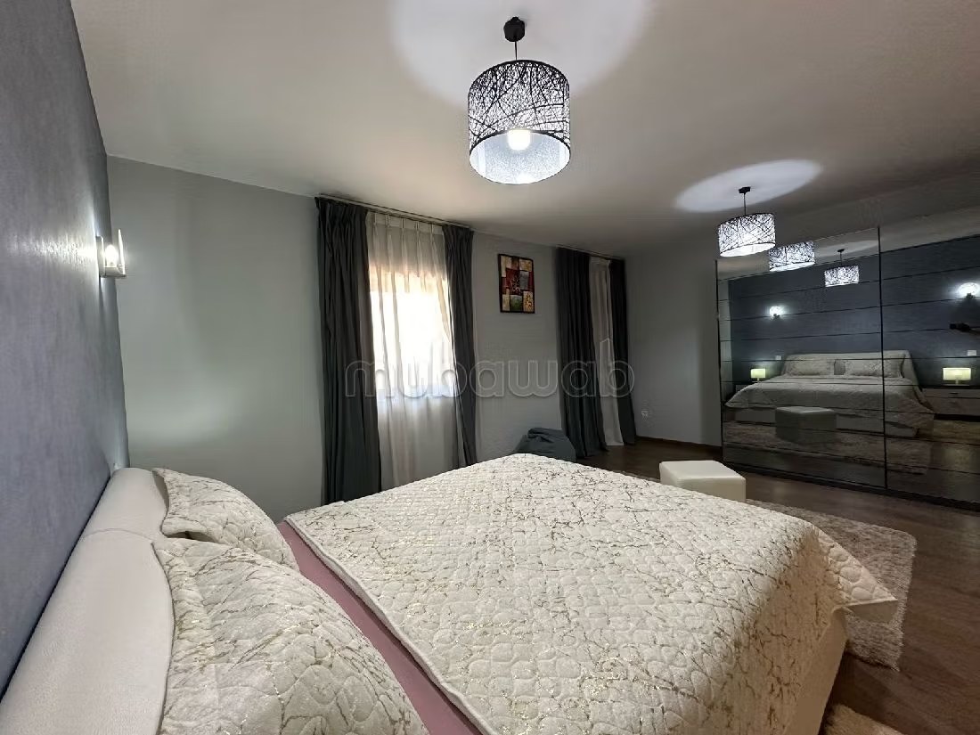 Location saisonnière à Founti. 2 belles chambres. Fenêtres double vitrage et chauffage central - Photo 16