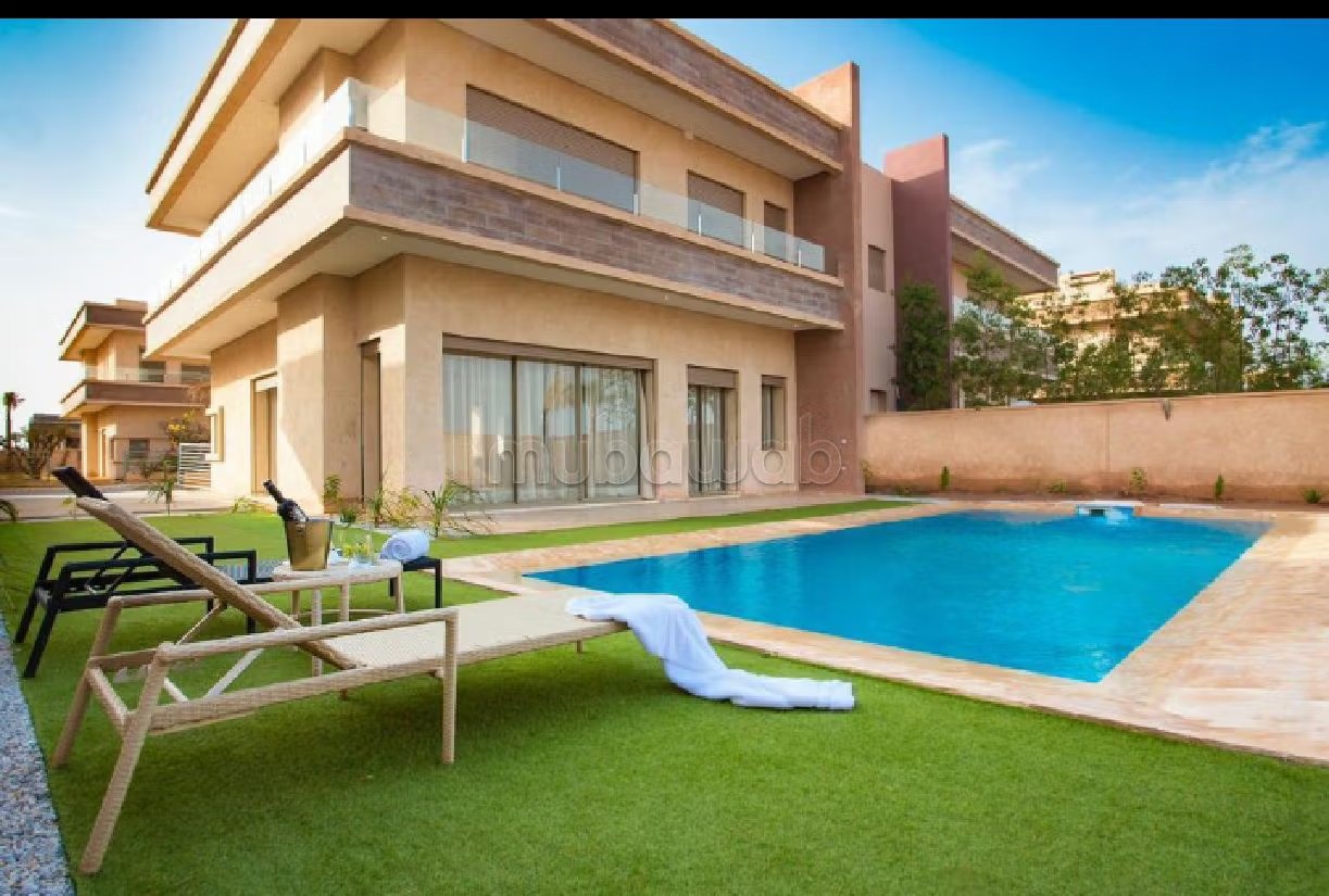 Villa moderne au centre - Photo 2