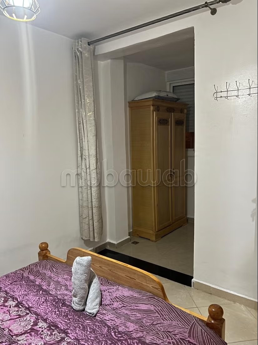 Location d'un appartement à Tanja Balia. Surface totale 40 m². Salon Marocain, sécurité - Photo 16
