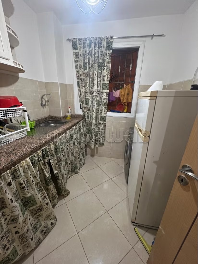 Location d'un appartement à Tanja Balia. Surface totale 40 m². Salon Marocain, sécurité - Photo 14