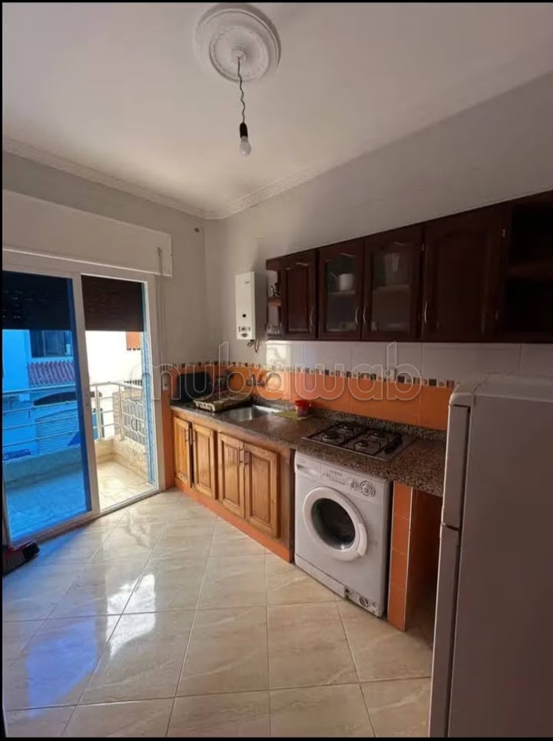 Location d'un appartement à M'Diq. 2 pièces confortables. Lave linge - Photo 6