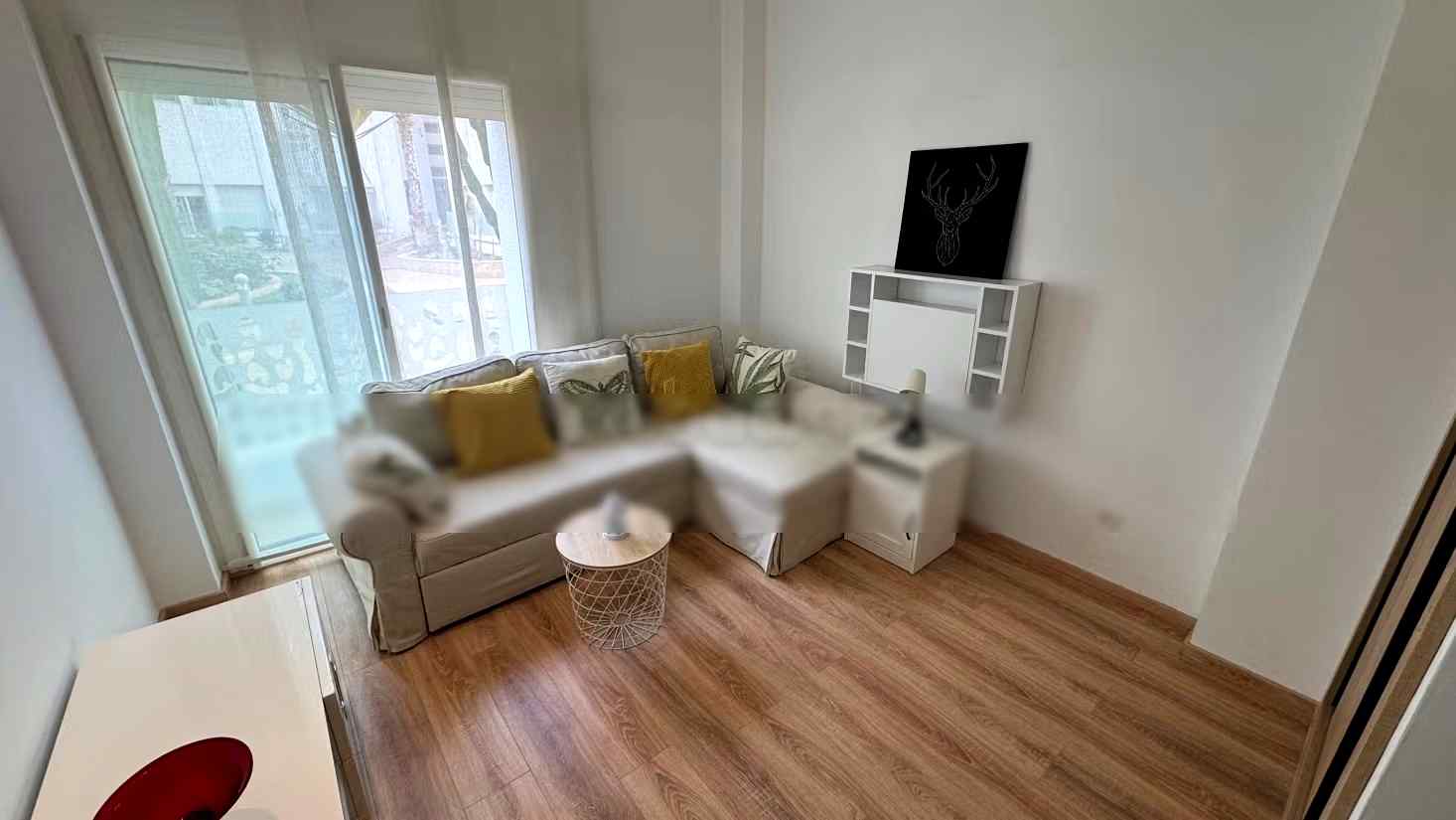 Appartement à louer trois chambres salon meublé a côté de Venizia Ice
