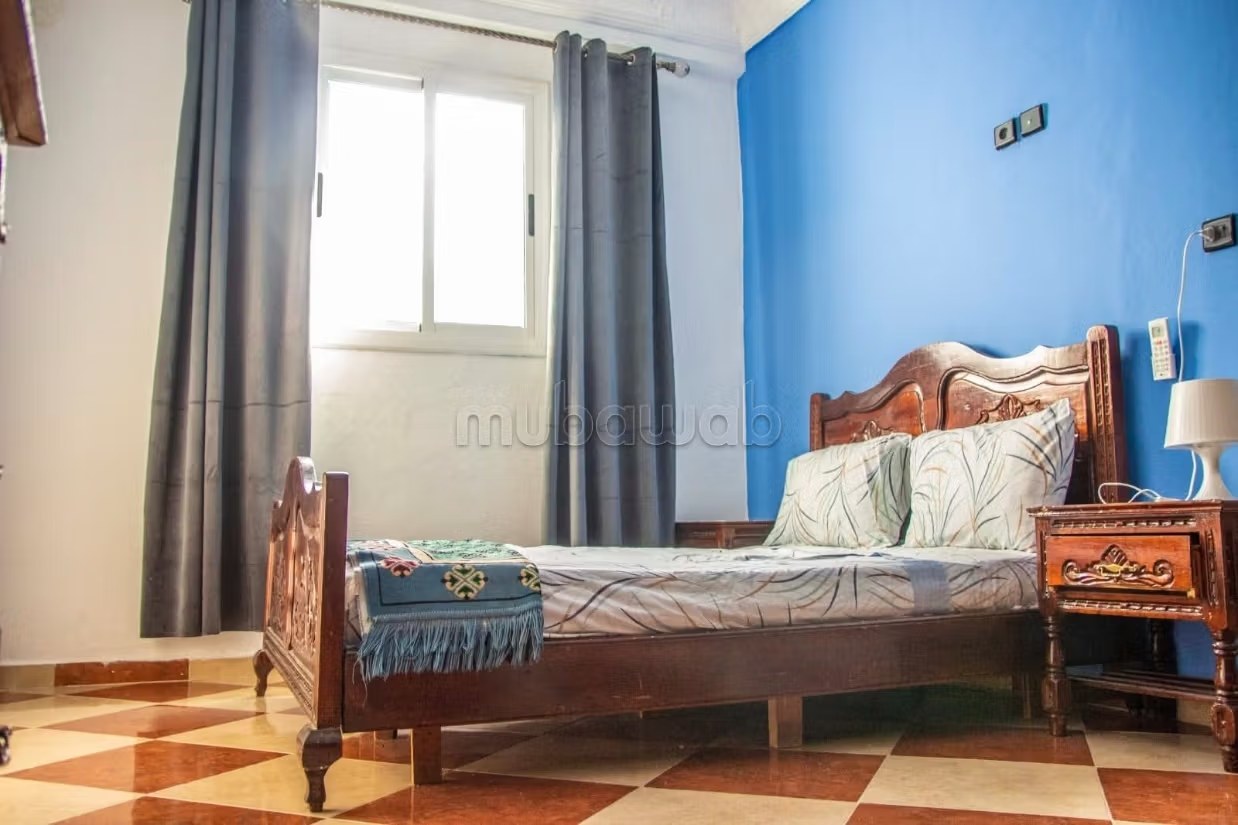 Appartements à louer à Chefchaouen. Surface totale de 100 m². Salon marocain traditionnel et porte solide - Photo 4