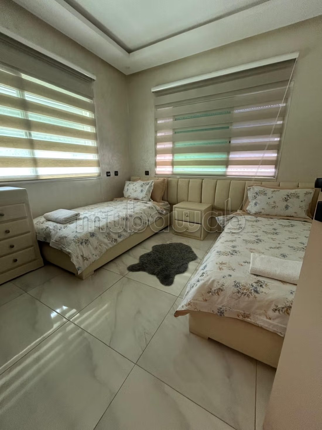 Appartement de vacances à louer à Harhoura. 1 Pièce. Piscine et cheminée